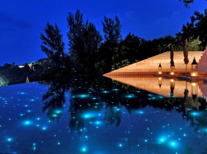 أضواء تجمع الألياف البصرية